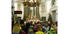 Aussendung der Sternsinger im Hohen Dom zu Fulda (Foto: Karl-Franz Thiede)